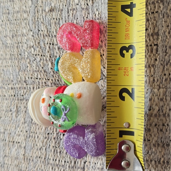 HALLMARK COLLECTIBLE KEEPSAKE "SWEET DECADE" CHRISTMAS TREE ORNAMENT - Picture 8 of 11